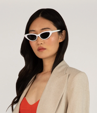 Load image into Gallery viewer, woman wearing white sunglasses