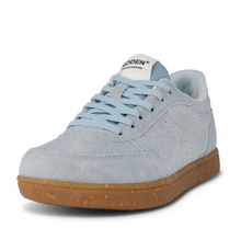 Load image into Gallery viewer, ice blue flatform sneaker with brown gum sole