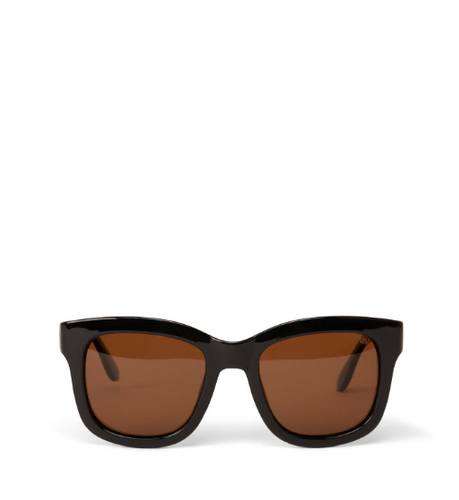 black and brown wayfarer sunglasses