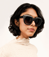 Load image into Gallery viewer, woman wearing wayfarer sunglasses