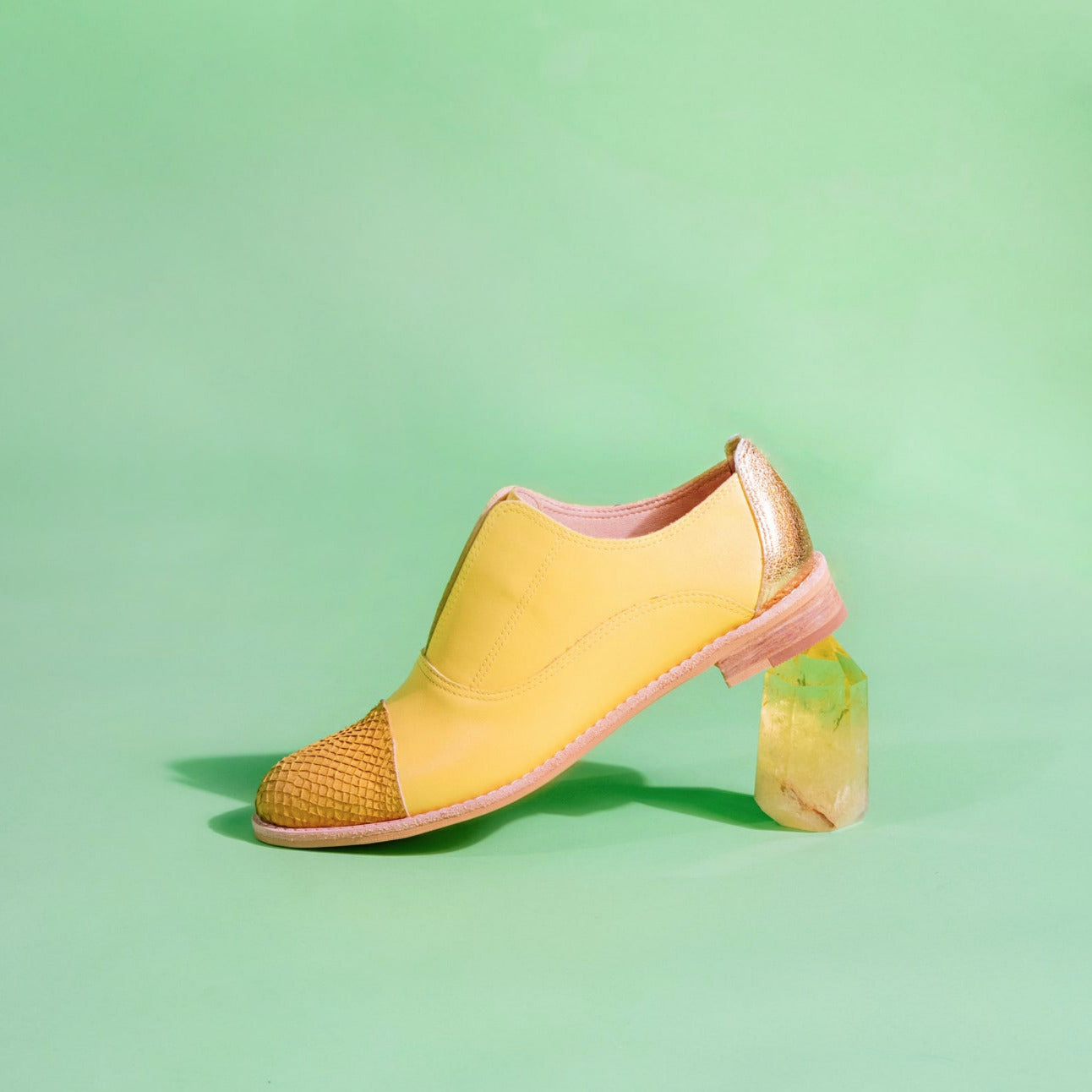 Yellow on sale oxfords shoes