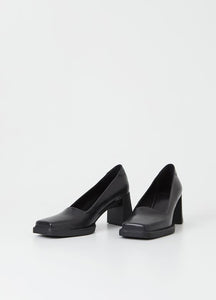 EDWINA Black Leather Pumps