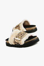 Load image into Gallery viewer, Leopard Print Furry Slippers 